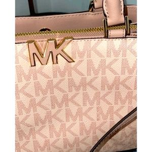 Michael Kors Florence Medium Satchel. Nwt